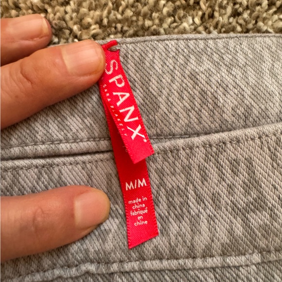 SPANX Gray Tummy Control Animal Print Pants EUC Size Medium - Picture 5 of 8